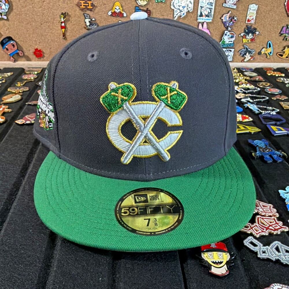New Era 59FIFTY Chicago Blackhawks Stanley Cup Patch Hat 7 3/8 Glow In the Dark